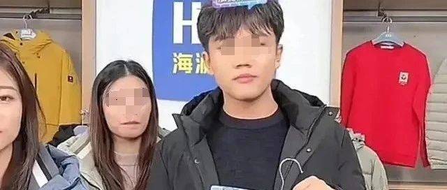 900萬人觀看解清帥直播帶貨 同情的流量池能否裝下變現(xiàn)的野心？