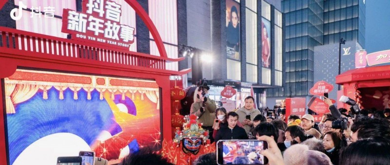 CNY營銷大戰(zhàn)，抖音僅憑「新年故事」突圍