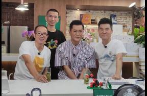 董宇輝7600萬(wàn)買(mǎi)下與輝同行，離開(kāi)東方甄選