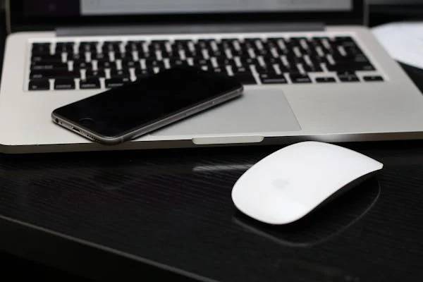 快手極速版賺錢安全嗎？快手極速版是正規(guī)平臺嗎？