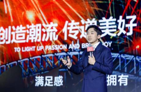 暴漲800，市值突破1000億港元！泡泡瑪特不便宜