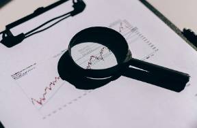 2025，站著不一定能活，但搖擺大概率要死