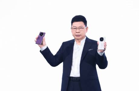 華為三折疊上新！從形態(tài)突破到生態(tài)，成就非凡大師