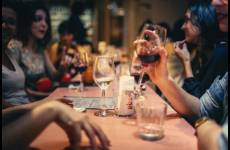 白酒行業(yè)冰與火 珍酒李渡失速與頭部酒企的進(jìn)擊