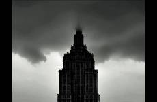 匹克降薪風(fēng)波疑升級，晉江鞋王待逆襲！