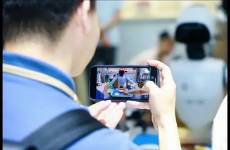 AI中場(chǎng)戰(zhàn)事，從新流量到新商業(yè)