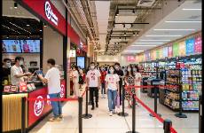 當(dāng)線上流量見(jiàn)頂，新消費(fèi)品牌正在重新推開(kāi)門店那扇門